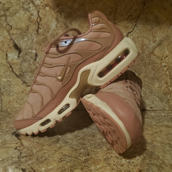 rust pink air max plus